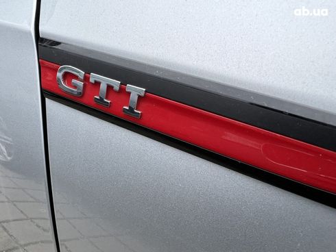 Volkswagen Golf GTI 2023 - фото 24