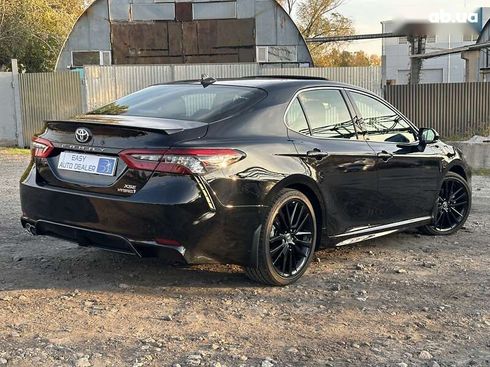 Toyota Camry 2023 - фото 6