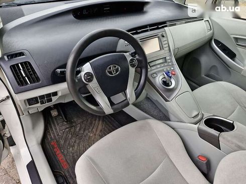 Toyota Prius 2013 - фото 13