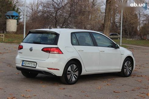 Volkswagen e-Golf 2020 - фото 10
