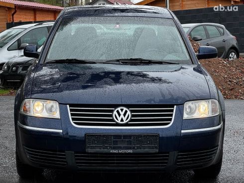 Volkswagen Passat 2004 синий - фото 2