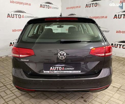 Volkswagen Passat 2018 - фото 4