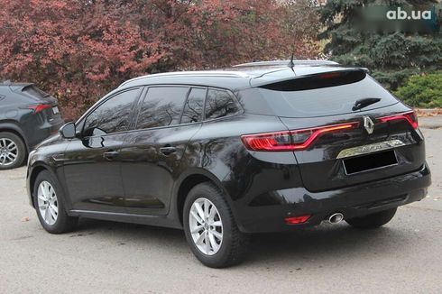 Renault Megane 2017 - фото 9