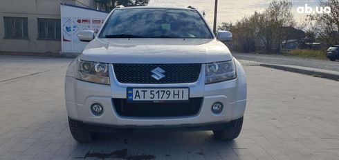 Suzuki Grand Vitara 2011 серебристый - фото 5