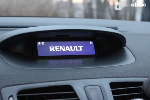 Renault Megane 2016 - фото 17