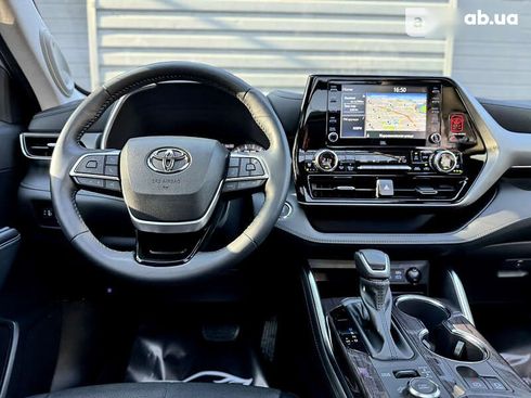 Toyota Highlander 2022 - фото 18