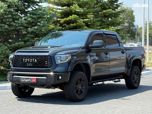 Toyota Tundra 2019 черный - фото 2