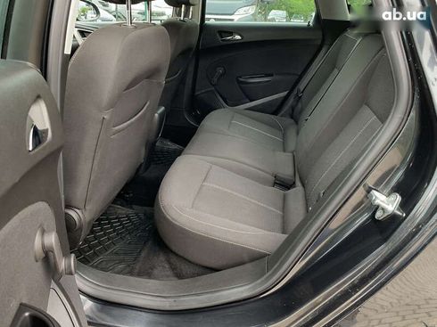 Opel Astra 2013 - фото 28