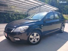 Продаж вживаних Kia Cee'd 2010 року - купити на Автобазарі