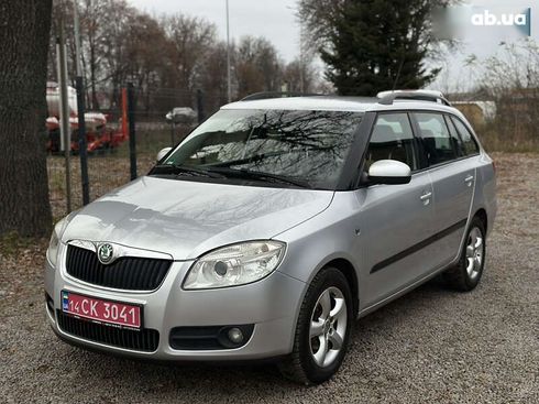 Skoda Fabia 2008 - фото 8