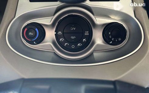 Ford Fiesta 2016 - фото 14