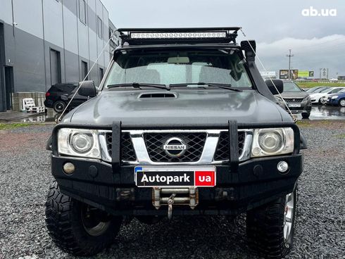 Nissan Patrol 2009 серый - фото 3
