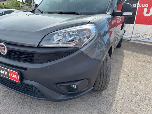 Fiat Doblo 2017 серый - фото 8