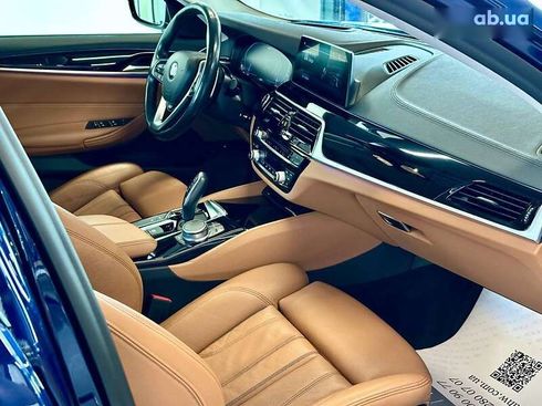 BMW 5 серия 2019 - фото 12