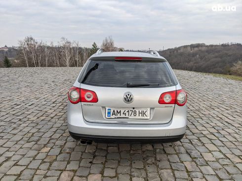Volkswagen Passat 2006 серый - фото 4