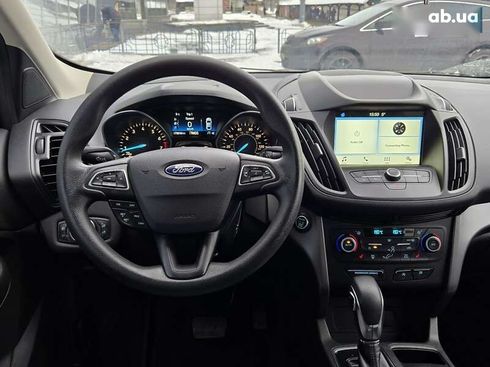 Ford Escape 2018 - фото 23