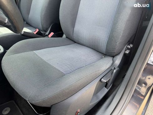 Ford Fiesta 2011 - фото 14