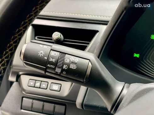 Lexus UX 2019 - фото 30
