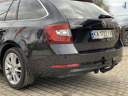 Skoda Octavia 2018 - фото 20
