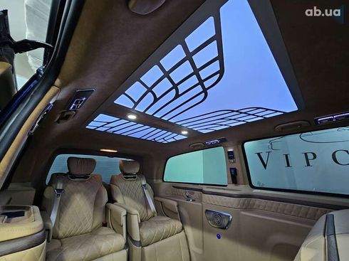 Mercedes-Benz V-Класс 2022 - фото 21