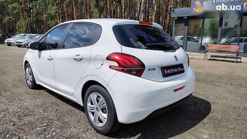 Peugeot 208 2017 - фото 4