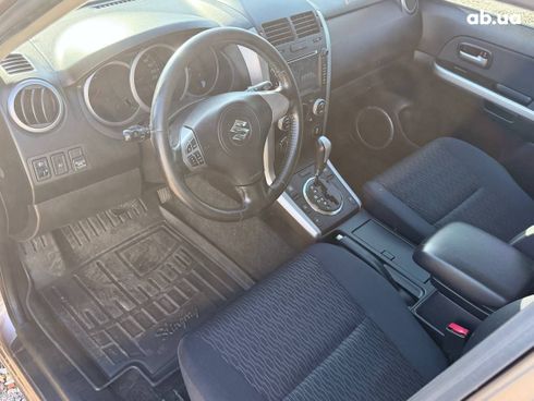 Suzuki Grand Vitara 2013 коричневый - фото 9