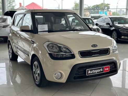 Kia Soul 2011 бежевый - фото 3