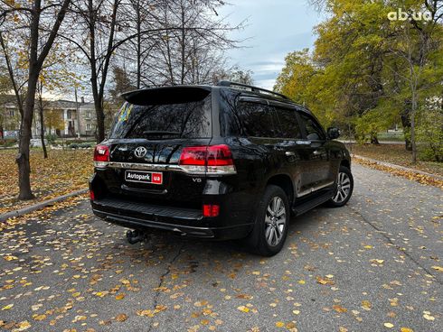 Toyota Land Cruiser 2018 черный - фото 5