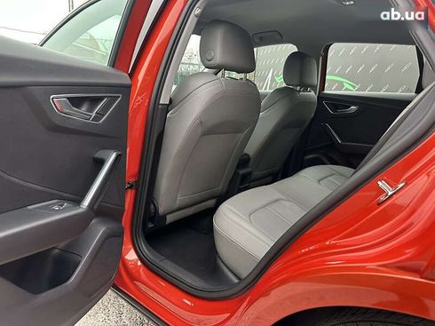 Audi Q2 2017 - фото 15