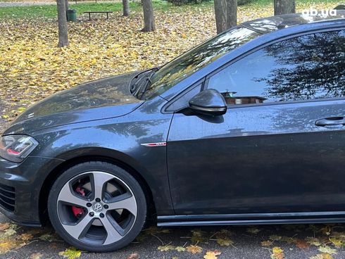 Volkswagen Golf GTI 2016 серый - фото 7