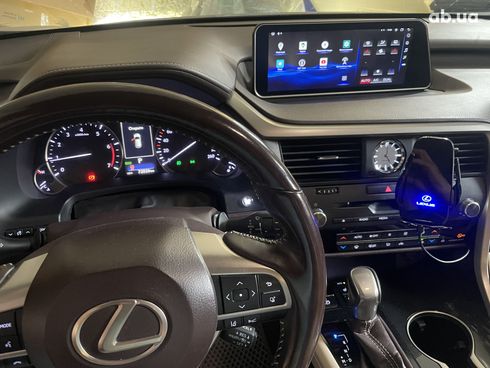 Lexus RX 2017 - фото 13