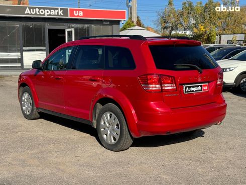 Dodge Journey 2018 красный - фото 8