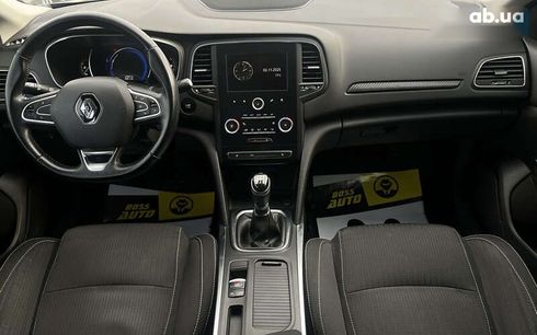 Renault Megane 2017 - фото 9