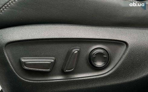 Toyota RAV4 2021 - фото 17