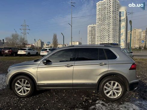 Volkswagen Tiguan 2019 - фото 8