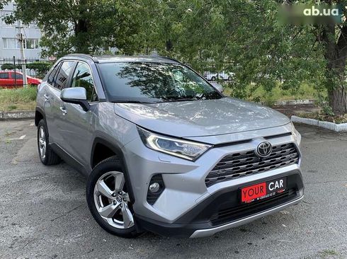 Toyota RAV4 2019 - фото 19