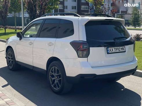 Subaru Forester 2018 - фото 10