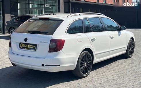 Skoda Superb 2012 - фото 6