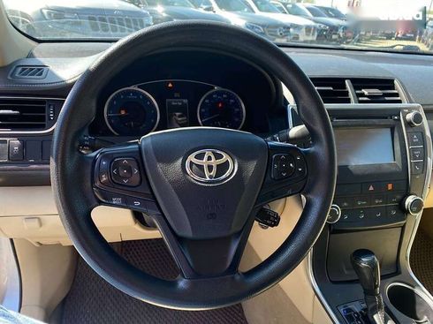 Toyota Camry 2017 - фото 13