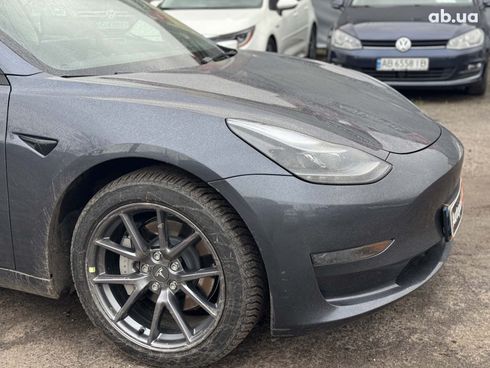 Tesla Model 3 2023 серый - фото 4