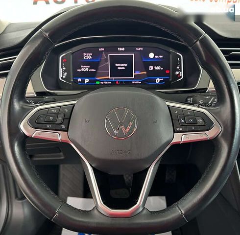 Volkswagen Passat 2020 - фото 19