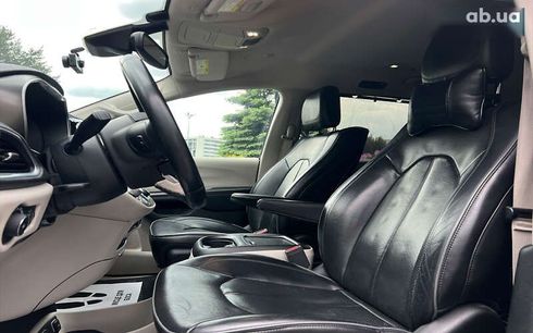 Chrysler Pacifica 2018 - фото 19