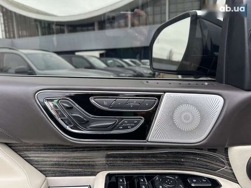 Lincoln Navigator 2019 - фото 15