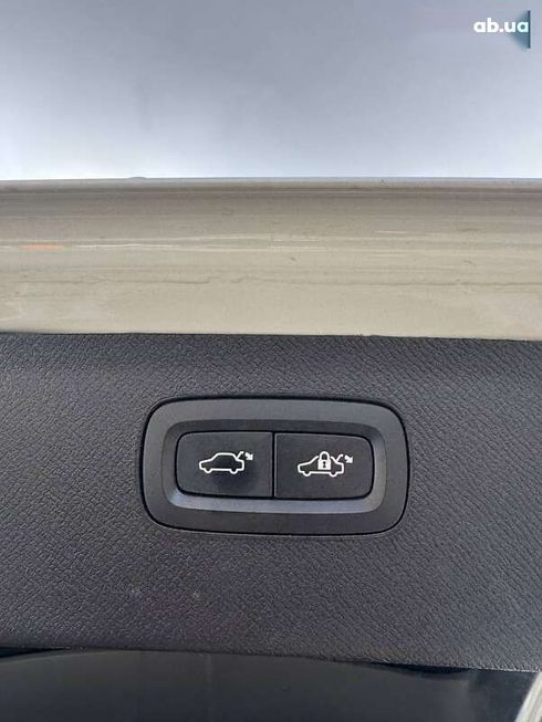 Volvo XC90 2021 - фото 19