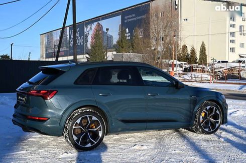 Audi e-tron S 2021 - фото 10