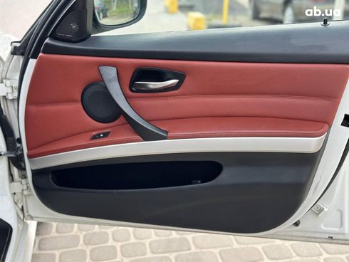 BMW 3 серия 2010 белый - фото 34