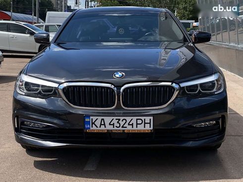 BMW 5 серия 2018 - фото 3