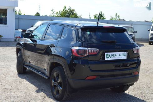 Jeep Compass 2017 - фото 2