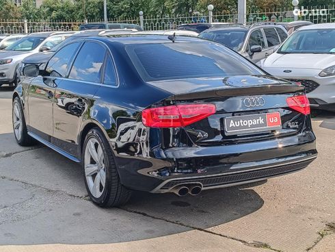 Audi A4 2015 черный - фото 12