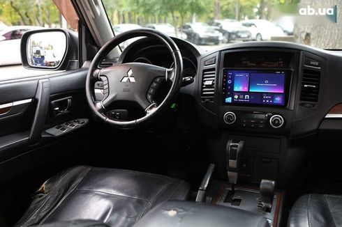 Mitsubishi Pajero Wagon 2008 - фото 11